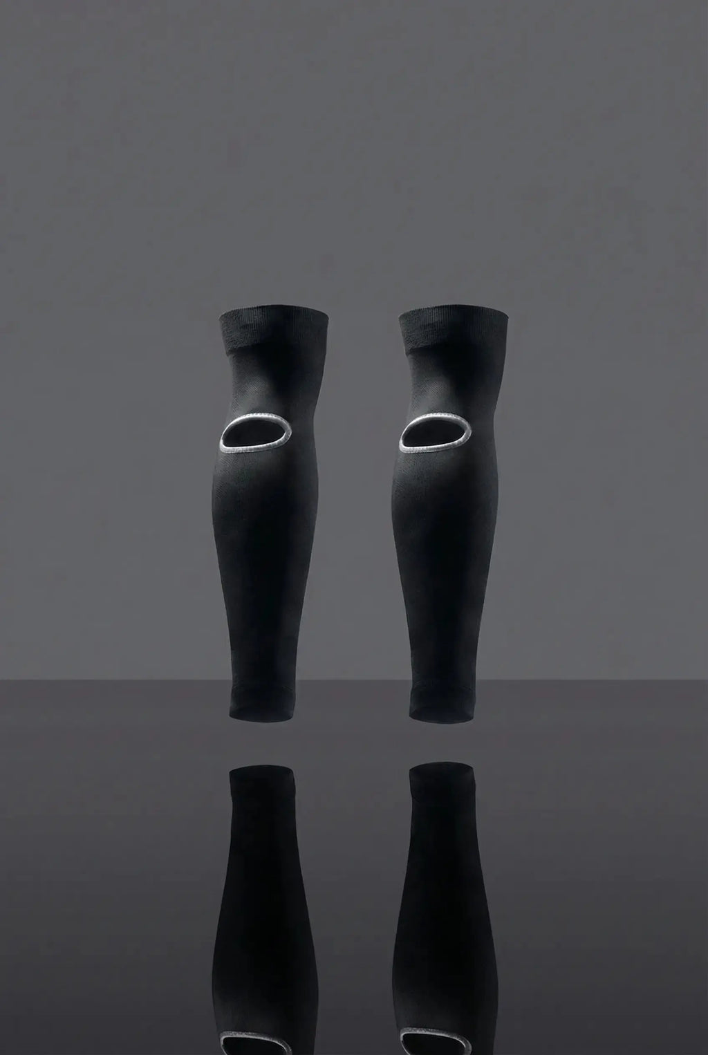 Open-calf ventilation cut on PX VENT sock sleeves